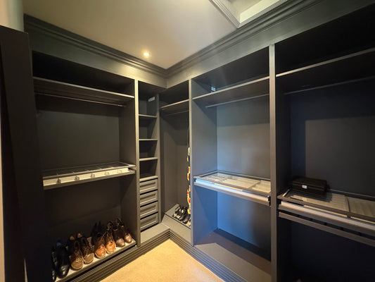 DIY Dream Wardrobe: Adding cornice to built in units